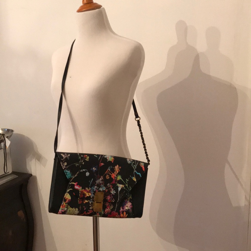 Elliott Lucca floral handbag